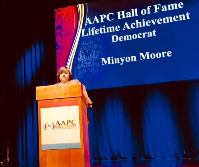 Minyon Moore Accepts AAPC Lifetime Achivement Award